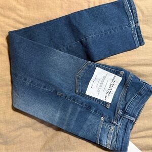 Good American Women's Always Fits Jeans